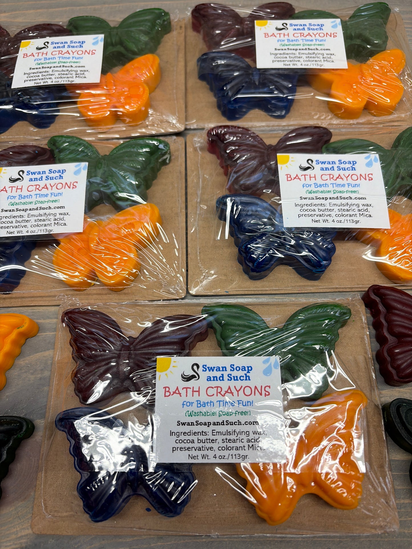 BATH CRAYONS BUTTERLY SHAPE FOR BATH TIME FUN! So fun and creative!