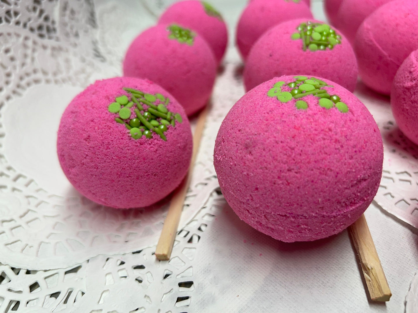 Bath Bomb - Fresh Cut Roses Scented Bath Bombs with Embeds and Candy sprinkled