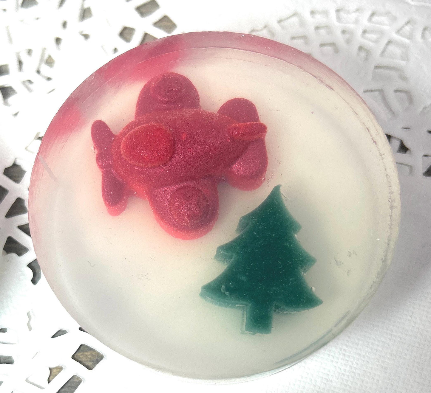 Christmas  Soap, 4.0 oz., Gifts for everyone, kids, children, teens, Mom, Dad, Uncle, Aunt,grandma, Grandpa