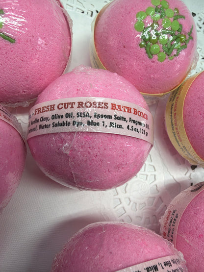 Bath Bomb - Fresh Cut Roses Scented Bath Bombs with Embeds and Candy sprinkled