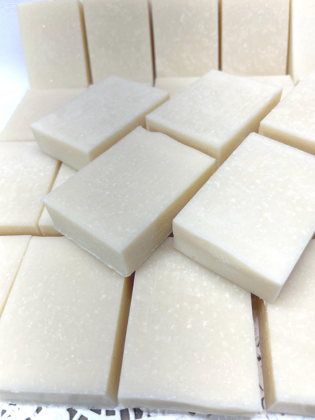 Facial Bar Soap, No Scent, No Color added; Salicylic Acid at 2% and MSM at 4 percent added, luscious creamy, cleansing soap