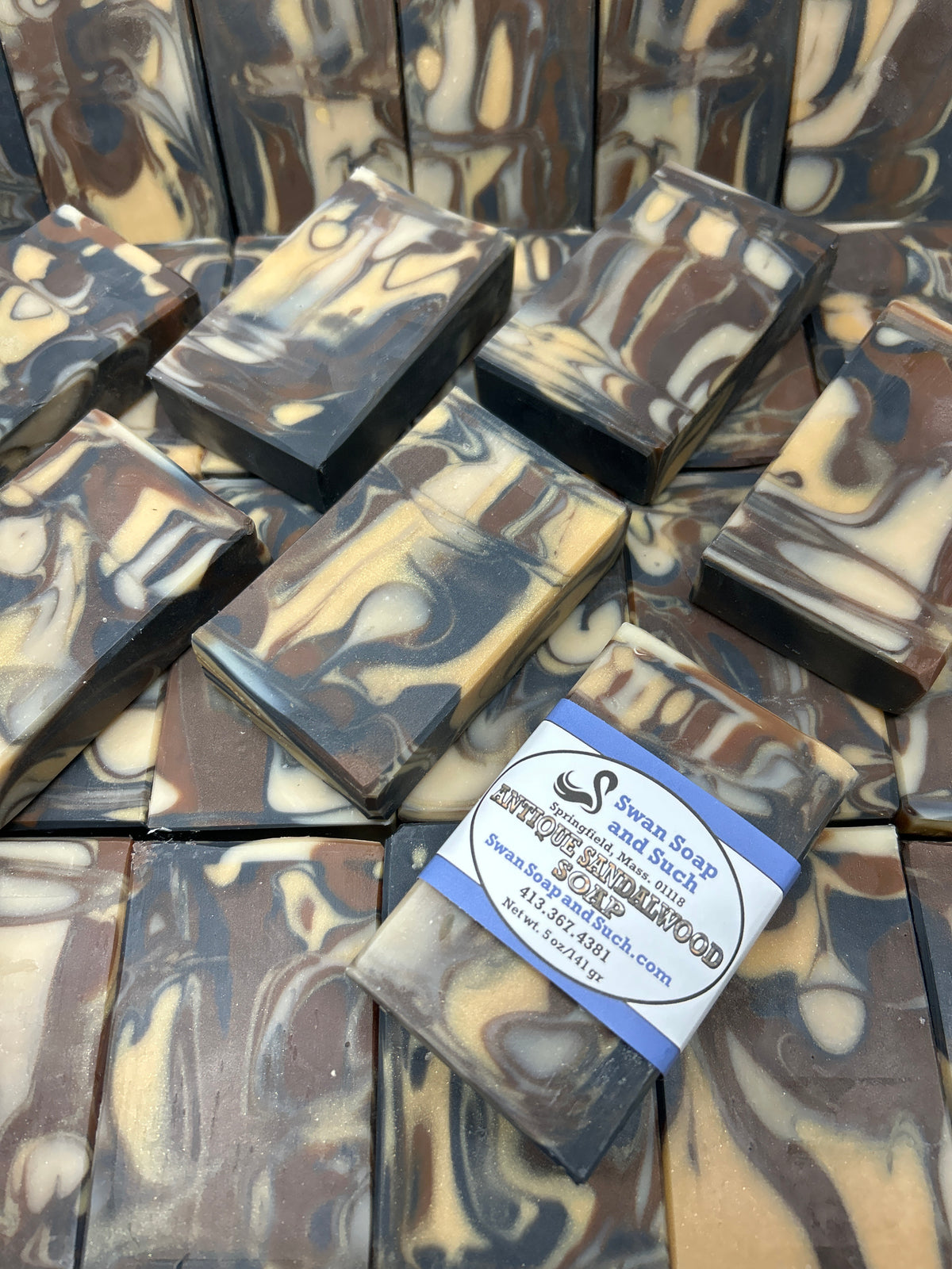 Antique Sandalwood Soap 5.0 oz., White creamy bubbles, Cleanses and smells so good