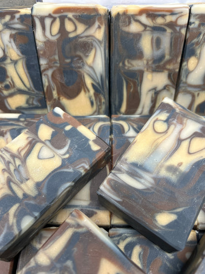 Antique Sandalwood Soap 5.0 oz., White creamy bubbles, Cleanses and smells so good