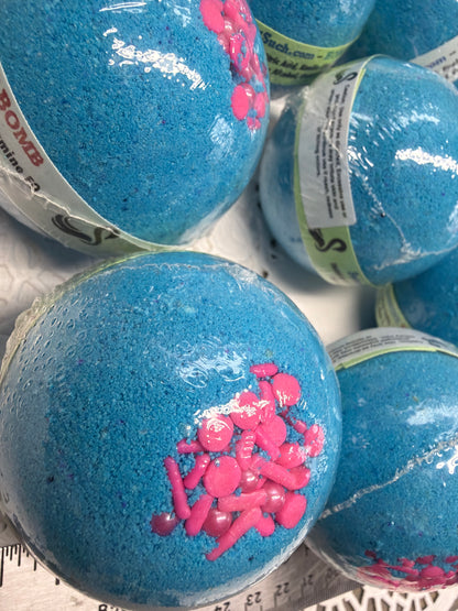 Bath Bomb - Honeysuckle Jasmine Bath Bombs - - Quality ingredients for soft luxurious bath, feels so good - 4.5 oz - 2.5"