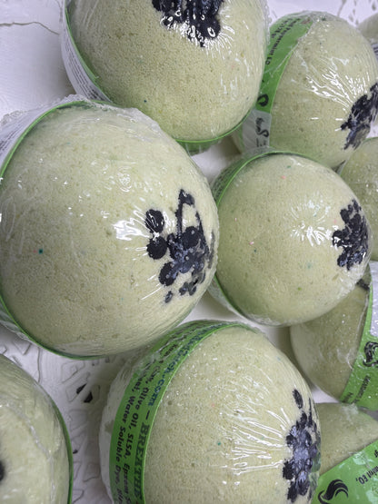 Bath Bomb - Breathe Bath Bomb -SINUS - Eucalyptus & Peppermint EO