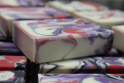 Black Raspberry Vanilla Soap, A Popular Super Lathering , bubbly, sudsy soap you will be sure to enjoy everyday!