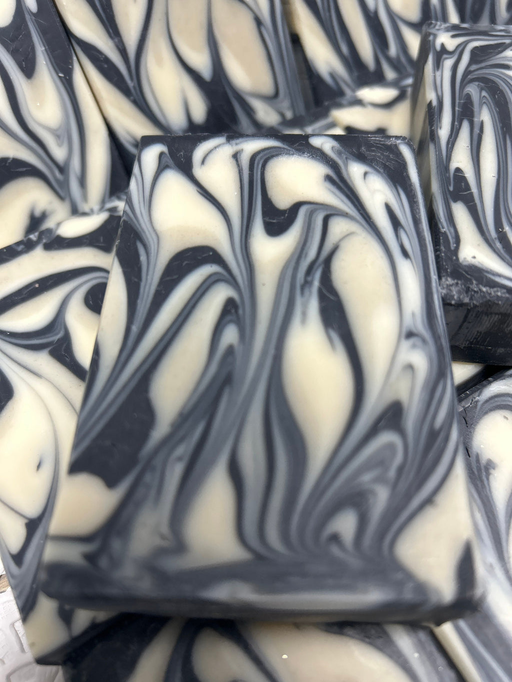 Acne Bentonite Clay & Charcoal Bar Soap, lathers beautifully, leaves your skin clean!