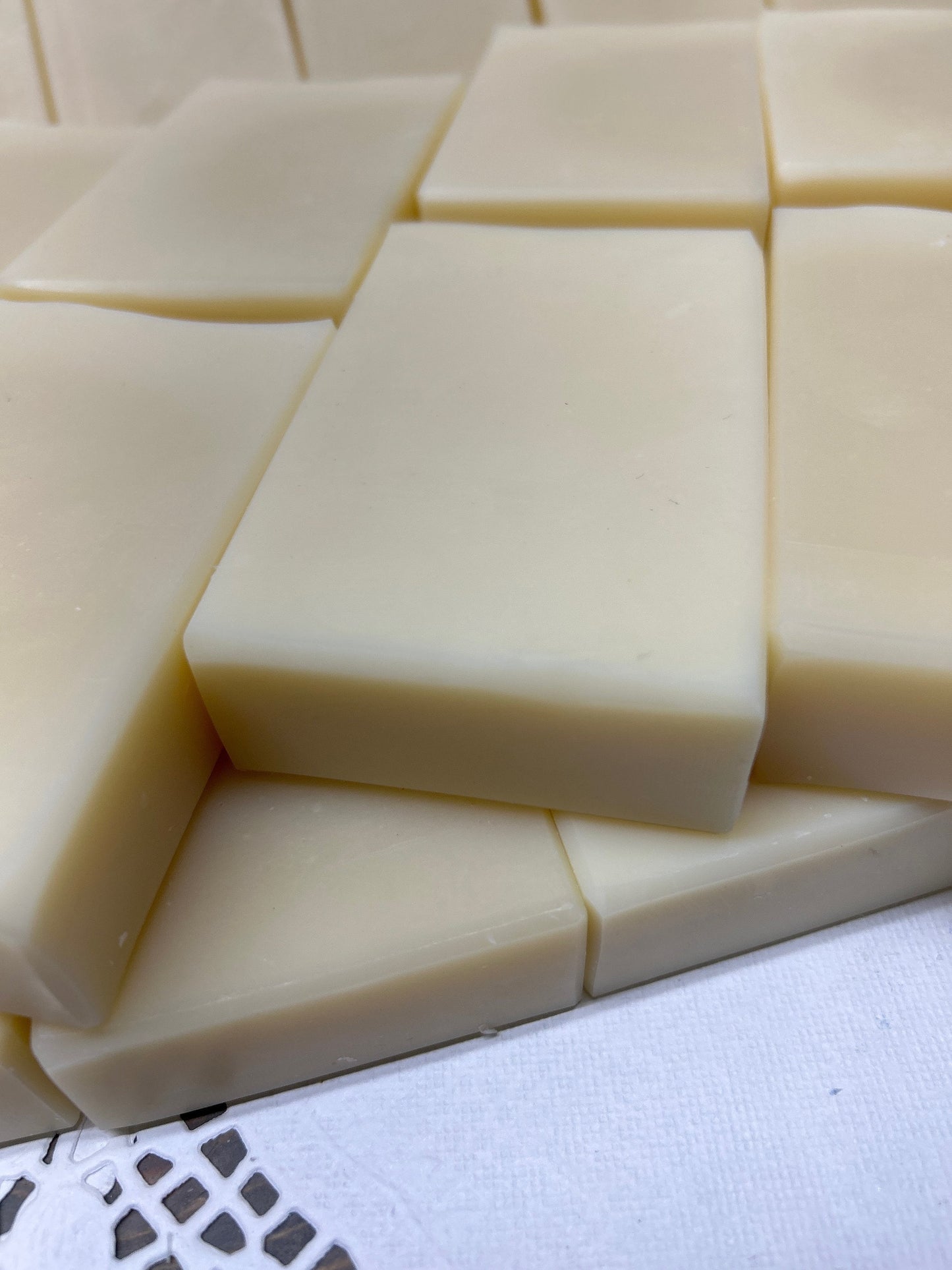 Baby/Shaving 5.0+ oz Bar Soap, super bubbly, gentle, mild, cleansing, luscious bubbles, no color and no scent